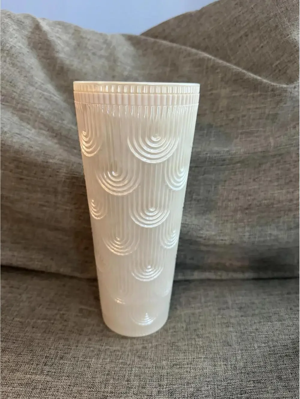 Starbucks Spring 2023 Pearl White 24oz Mermaid Siren Tumbler Venti NO STRAW